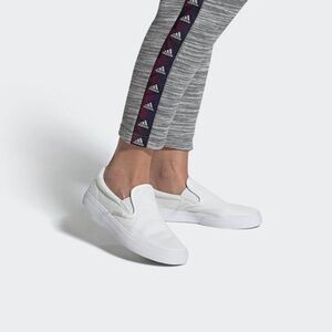 NWT Adidas Kurin Women’s Slip On Sneaker